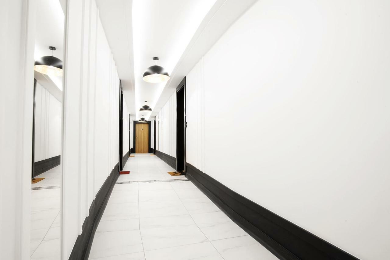 Blue Apartment In Vibrant Heart Of Гдиня Екстериор снимка